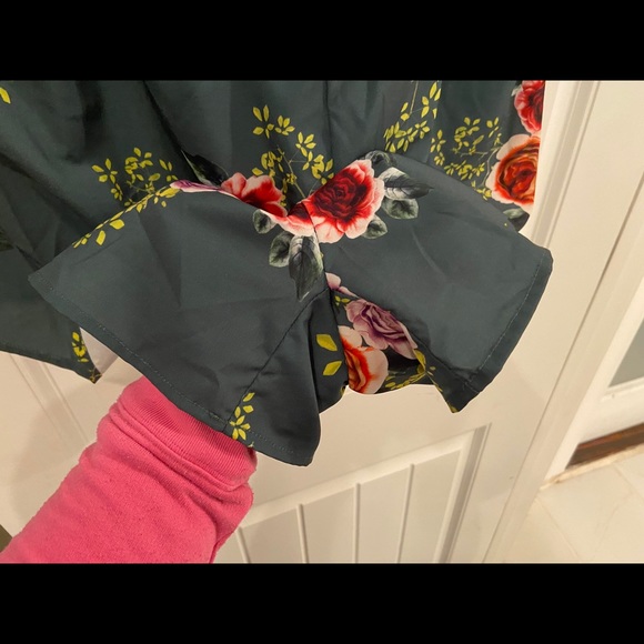 Off the Shoulder Floral Romper - Picture 10 of 10